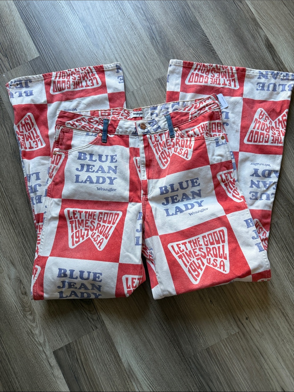 Wrangler Red & White 'Blue Jean Lady' Graphic Patchwork Jeans - Picture 2 of 4